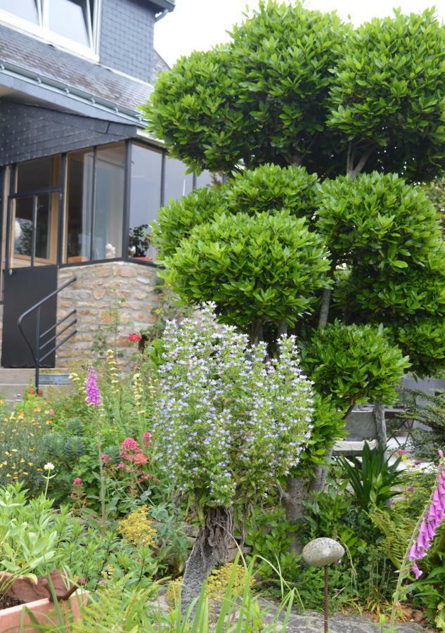 Jardin De Belle Vue Hotel Quimperle Luaran gambar